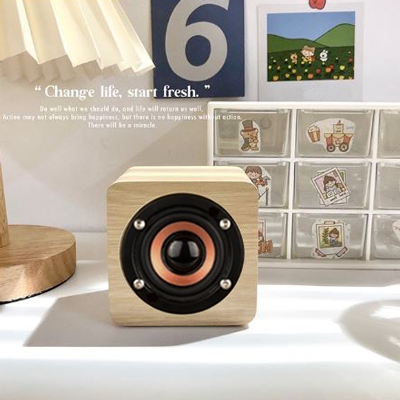 Mini Nelson Wooden Bluetooth Speaker - 400mAh Battery